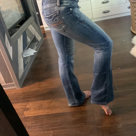 Beautiful retro low cut jeans . - Picture 3 of 8